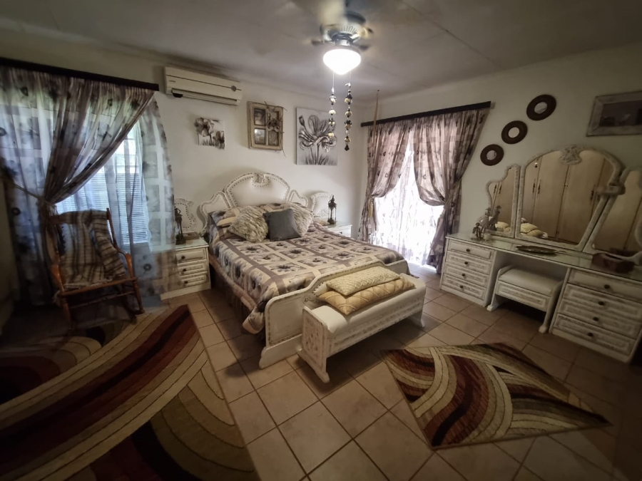 3 Bedroom Property for Sale in Oos Einde North West